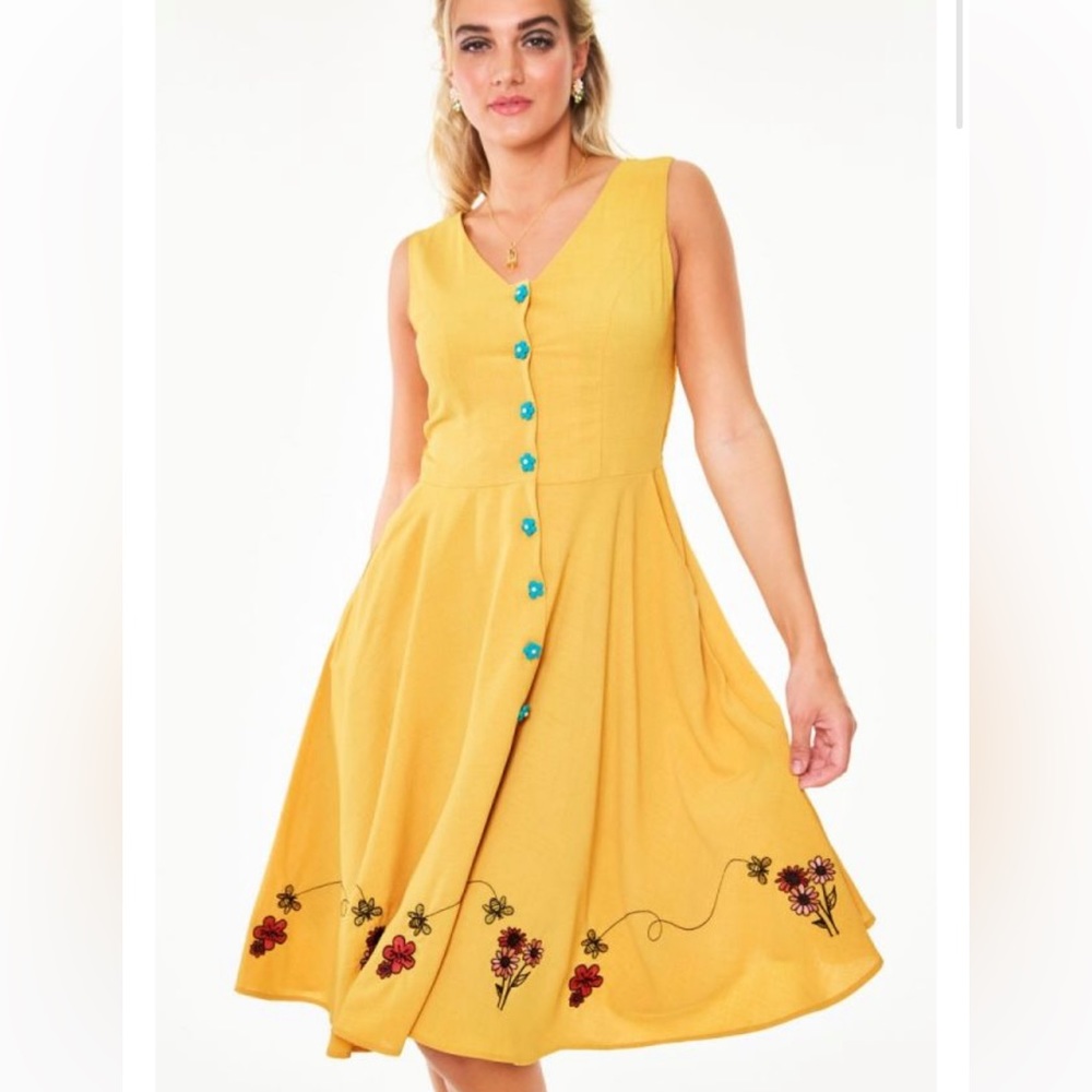 🐝 Voodoo Vixen V-Neck Sleeveless Flare Dress 🐝 nwt